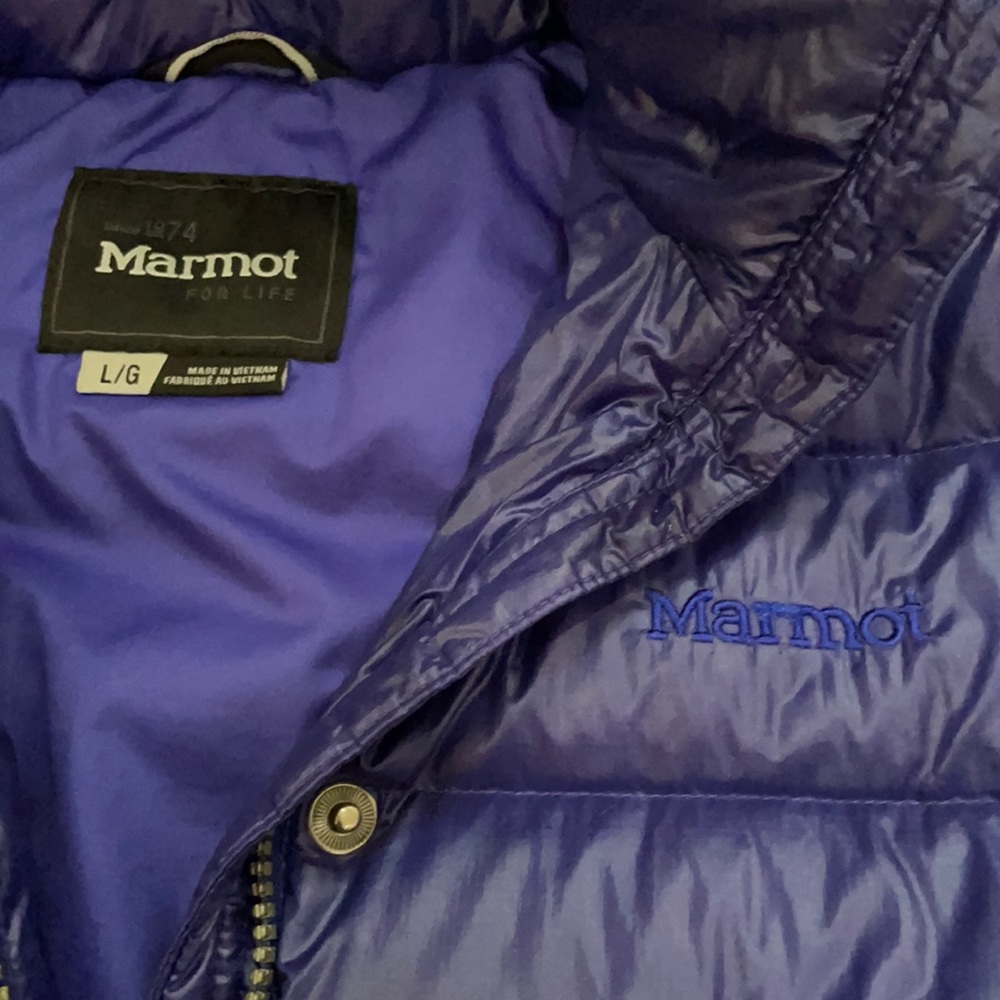 Marmot girls coat size large.